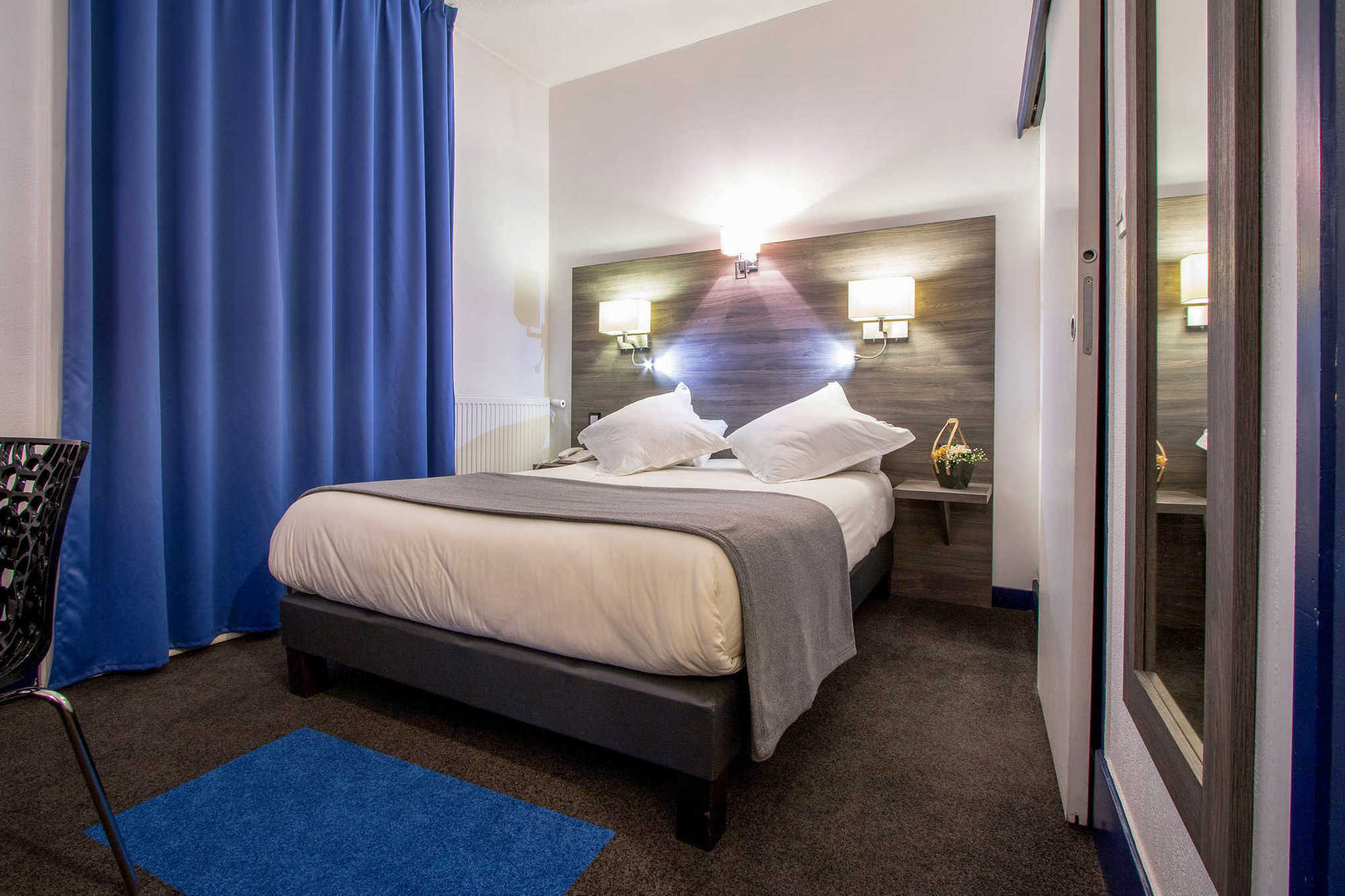 Hotel Actuel Chambery Centre Gare Room photo